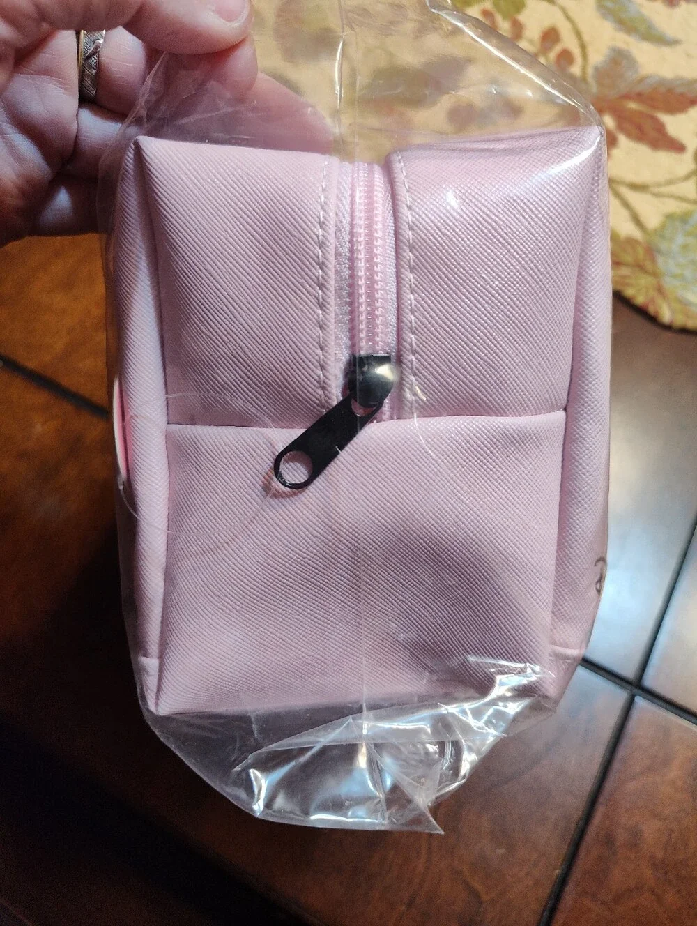 Disney x The Crème Shop Minnie & Mickey Pink Cosmetic Pouch